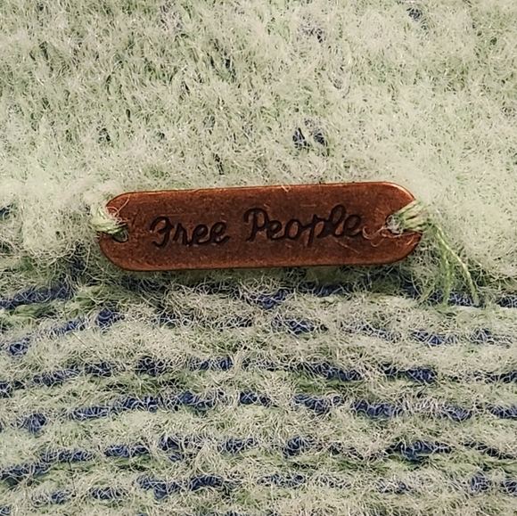 ✨️Free People Drop Shoulder Seafoam Green Oversized Sweater Size Medium NWOT - Picture 4 of 4
